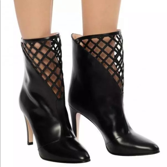 Gucci Cutout Leather Ankle Booties Black 40 - Picture 2 of 9